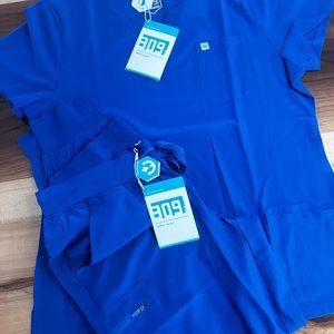 309 Scrubs for Women